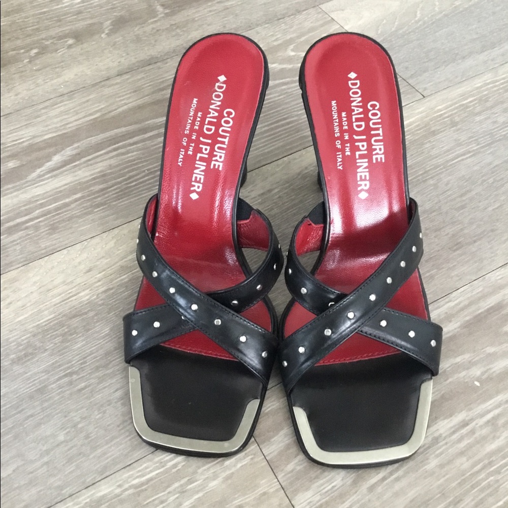 Couture Donald J Pliner  Size 7M $50